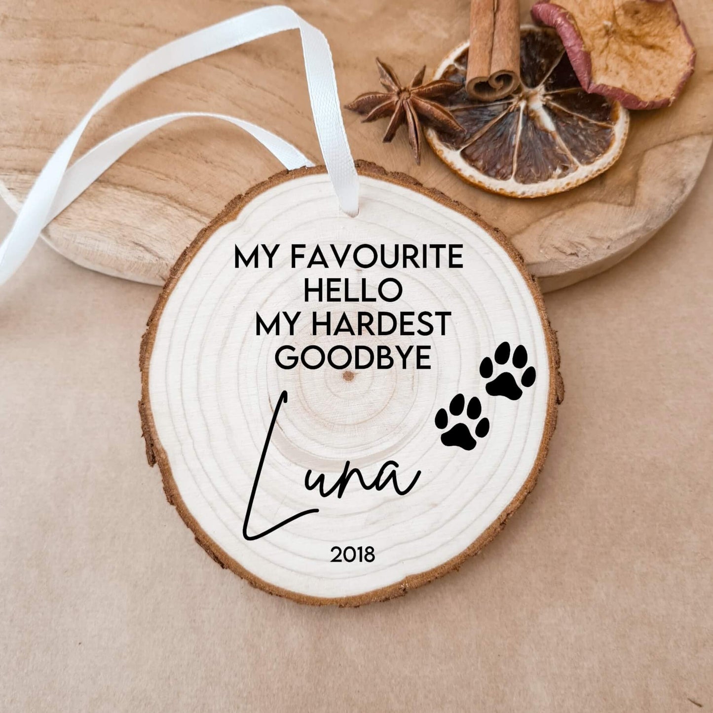 houten herinnerings kerstbal My favourite hello my hardest goodbye