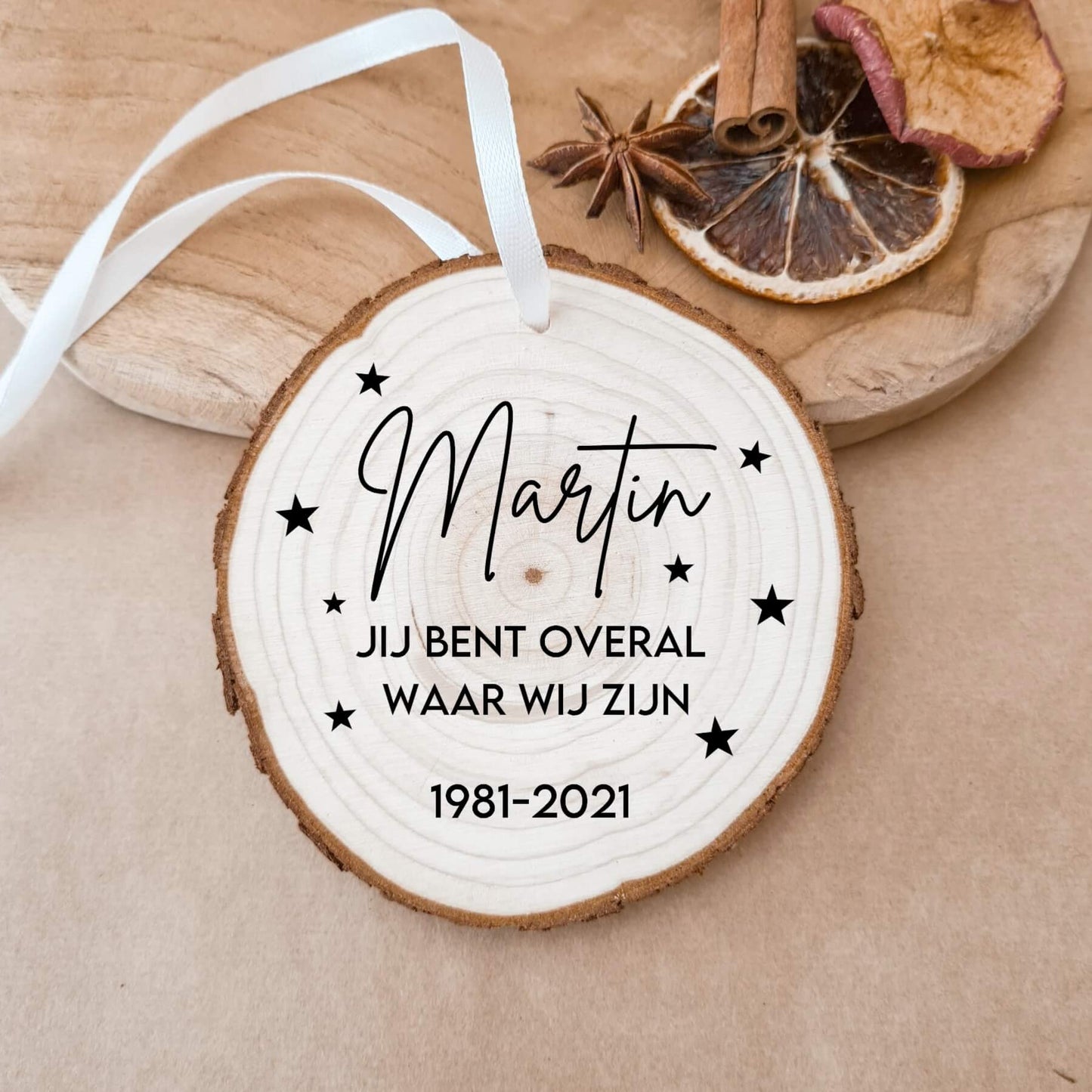 Houten herinnerings kerstbal jij bent overal waar wij zijn
