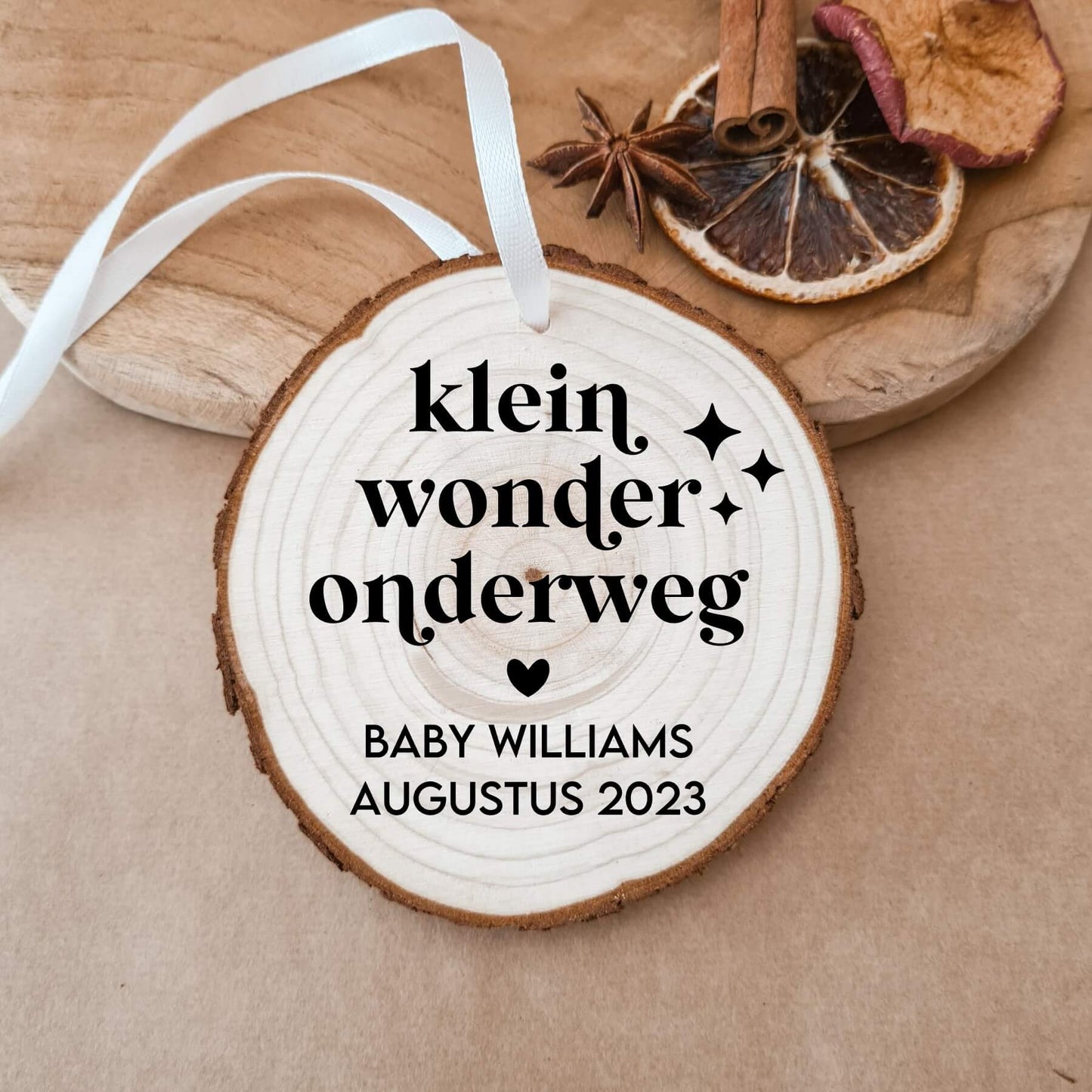 zwangerschap aankondigen kerst | Zwangerschapsaankondiging | Houten Kerstbal | Klein Wonder