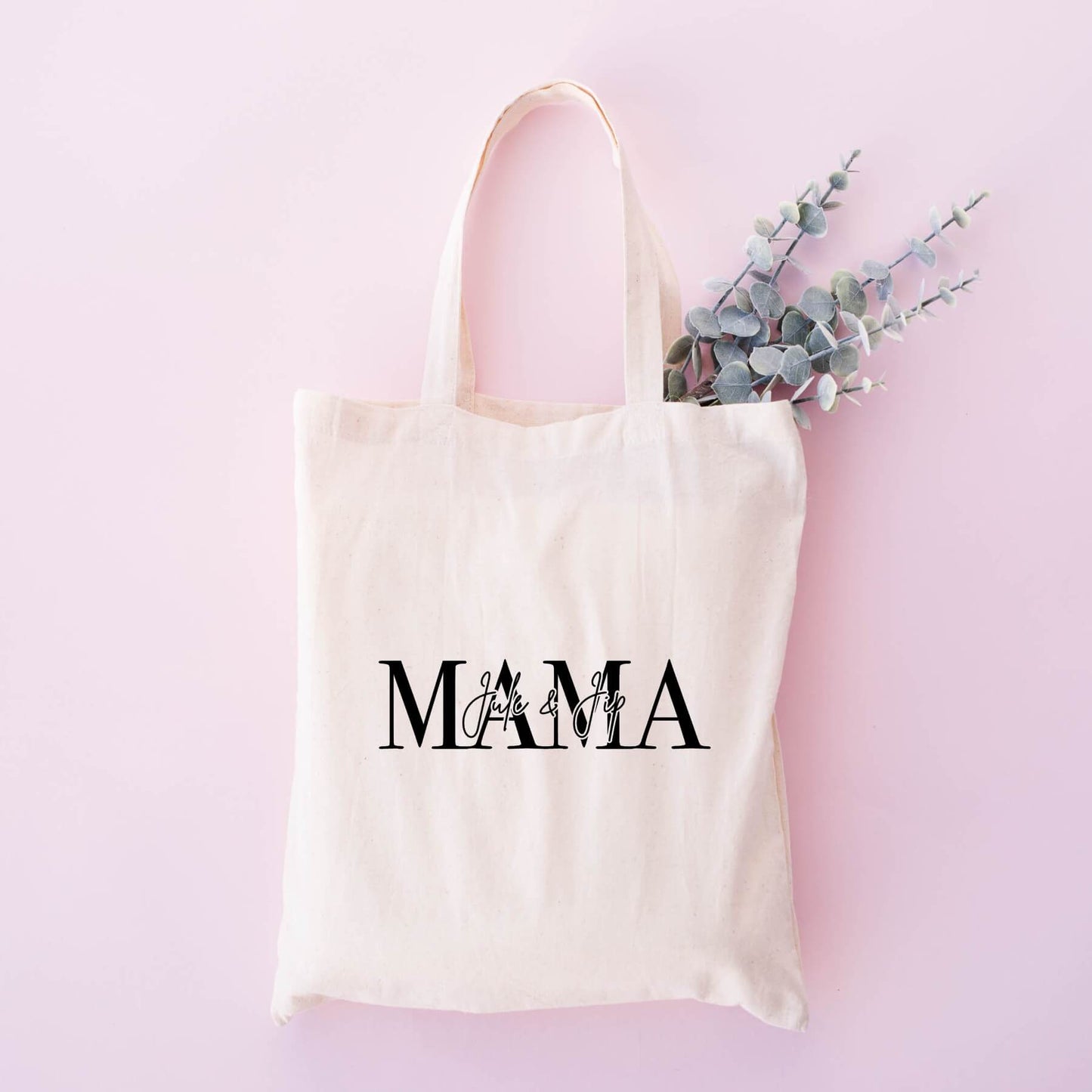 Katoenen tas met mama en daarin de namen van de kinderen