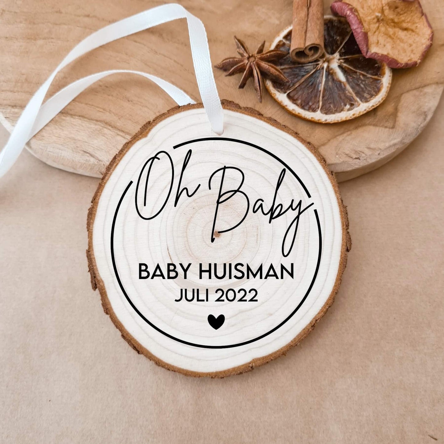 houten kerstbal zwangerschapsaankondiging Oh Baby