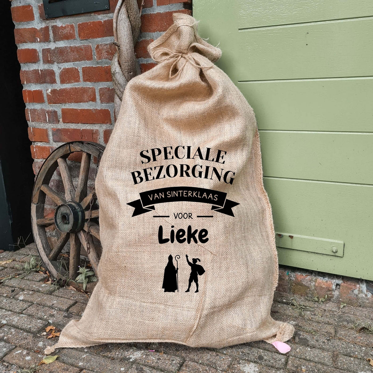 Grote jute cadeauzak Speciale Bezorging van Sinterklaas met naam