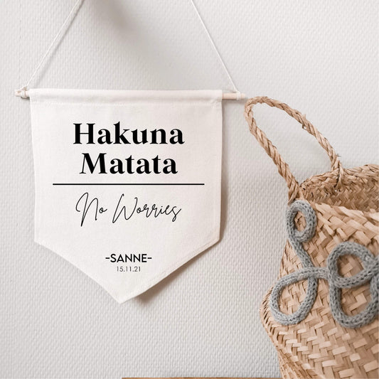 Stoffen banner hakuna matata no worries met naam en datum
